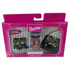 NIB Vintage Barbie Fashion Avenue Doll Accessories #20963 Leopard Faux Fur Boots